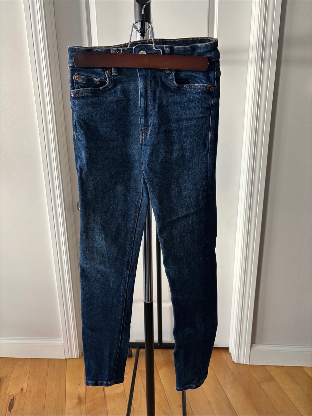 Zara Women's Dark Blue Skinny Jeans